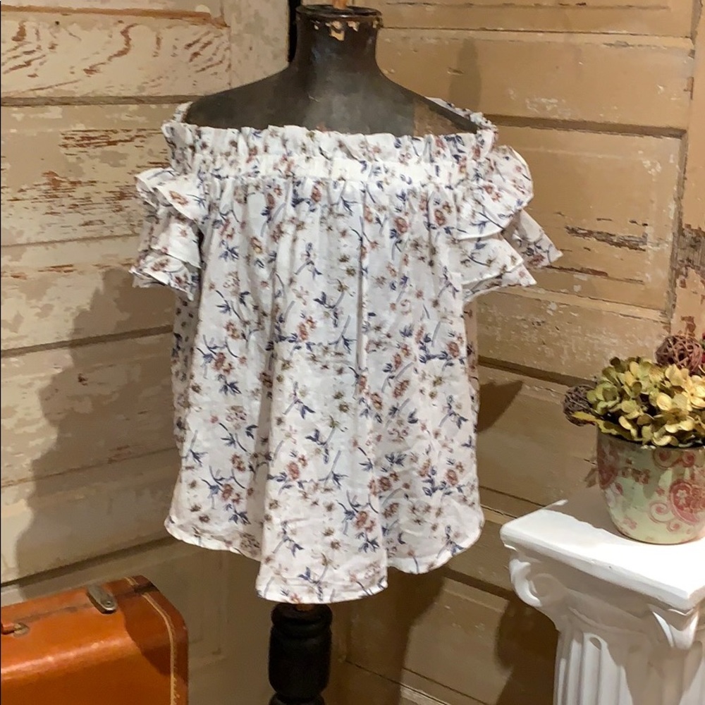 Umgee floral blouse